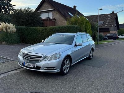 Mercedes E220