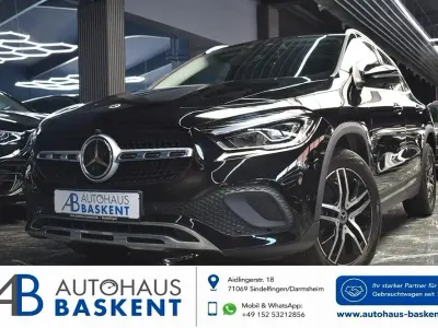 Gebraucht Mercedes GLA200 150 PS (110 kW) 2023 Schwarz SUV