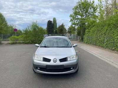 Używany Renault Mégane GrandTour Authentique 111 KM (81 kW) 2006 Srebrny Kombi