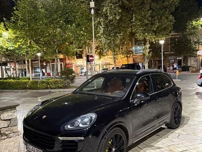 Second-hand Porsche Cayenne S 385 CP (283 kW) 2015 Negru SUV
