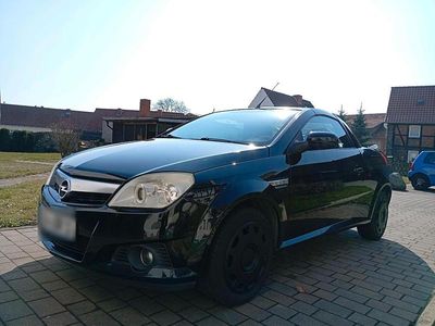 Gebraucht Opel Tigra 90 PS (66 kW) 2005 Schwarz Cabrio