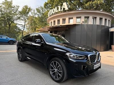 Gebraucht BMW X4 Sport Line 190 PS (139 kW) 2023 Schwarz SUV