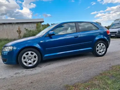 Gebraucht Audi A3 Attraction 102 PS (75 kW) 2003 Blau Kleinwagen