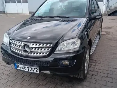 Gebraucht Mercedes ML280 190 PS (139 kW) 2007 Schwarz SUV