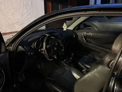 Gebraucht Alfa Romeo 147 105 PS (77 kW) 2002 Schwarz Kleinwagen