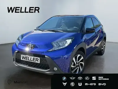 Neu Toyota Aygo X 72 PS (52 kW) 2025 Blau SUV