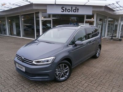 Delfingrau, metallic Gebraucht 2024 VW Touran Comfortline Van / Kleinbus | 36.650 € (Etwas zu teuer)
