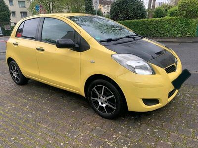 gebraucht Toyota Yaris 1,3Klima Start Stopp 2.Hand