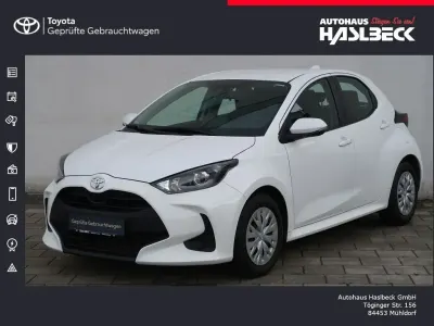 Gebraucht Toyota Yaris Comfort 125 PS (91 kW) 2022 Weiß Kleinwagen