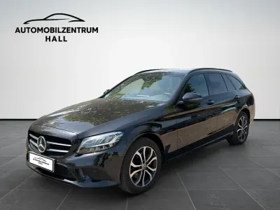Gebraucht Mercedes C220 Night 194 PS (142 kW) 2021 Schwarz Limousine