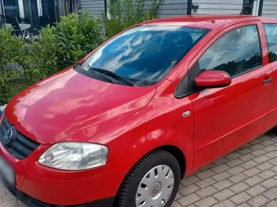 Gebraucht VW Fox 55 PS (40 kW) 2008 Rot Kleinwagen