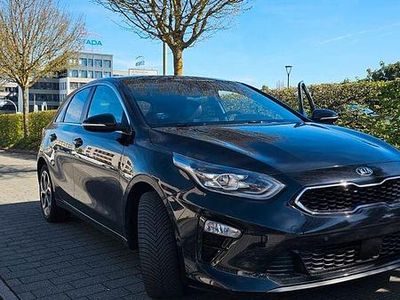 Gebraucht Kia Ceed Platinum Edition 140 PS (102 kW) 2018 Schwarz Kleinwagen