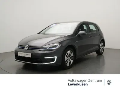 Gebraucht VW e-Golf 100 kW (136 PS) 2021 Grau Kleinwagen