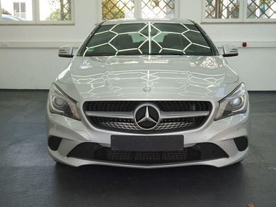 Gebraucht Mercedes CLA180 122 PS (89 kW) 2014 Silber Limousine