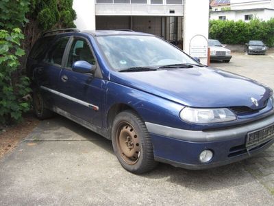 gebraucht Renault Laguna Kombi 1,6i 107PS