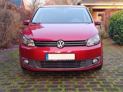 Rot Gebraucht 2015 VW Touran Comfortline Van / Kleinbus | 14.500 € (Superpreis)