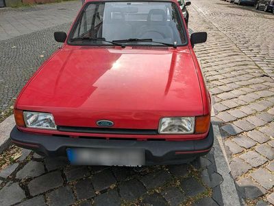 Gebraucht Ford Fiesta 46 PS (33 kW) 1988 Rot Kleinwagen