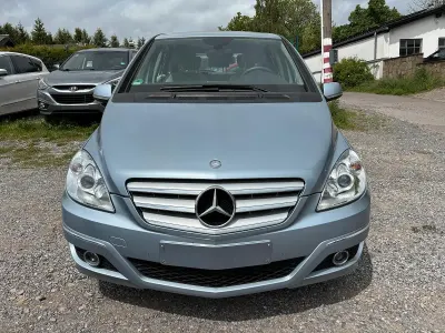 Gebraucht Mercedes B170 116 PS (85 kW) 2009 Blau Van / Kleinbus