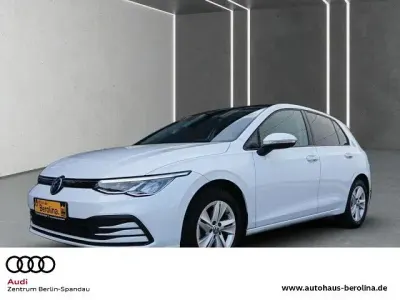 Usata VW Golf VIII Life 110 CV (80 kW) 2022 Bianco Berlina