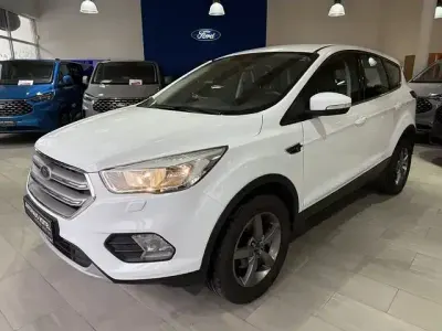 Gebraucht Ford Kuga Trend 120 PS (88 kW) 2019 Weiß SUV