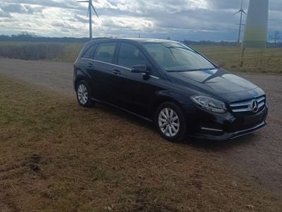 Mercedes B180