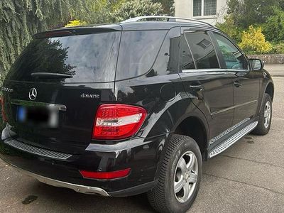 Usata Mercedes ML350 231 CV (169 kW) 2010 Nero SUV