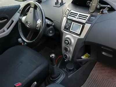 Gebraucht Toyota Yaris 87 PS (63 kW) 2007 Braun Kleinwagen