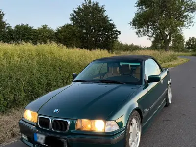 Gebraucht BMW 320 Cabriolet M Sport 150 PS (110 kW) 1996 Grün Cabrio