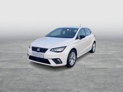 Weiß Gebraucht 2022 Seat Ibiza FR Limousine | 13.977 € (Etwas zu teuer)