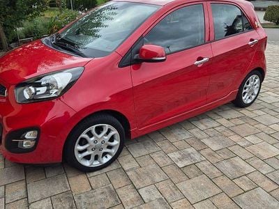 Gebraucht Kia Picanto Spirit 86 PS (63 kW) 2013 Rot Kleinwagen