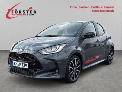 Grau Gebraucht 2025 Toyota Yaris Hybrid Sport Limousine | 30.990 € (Teuer)