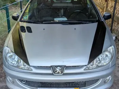 Gebraucht Peugeot 206 CC Quiksilver 110 PS (80 kW) 2004 Silber Cabrio