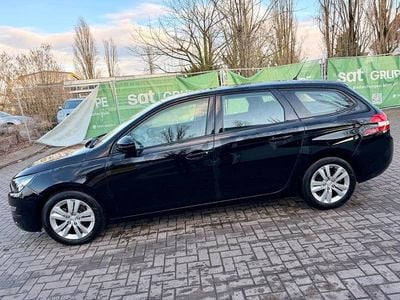 Gebraucht Peugeot 308 SW Active 131 PS (96 kW) 2016 Schwarz Kombi