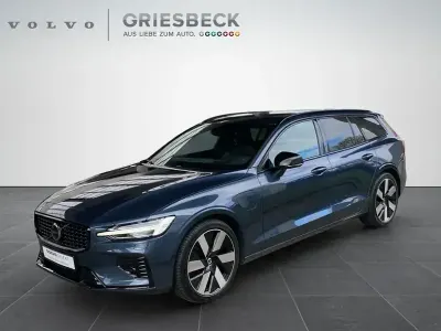Gebraucht Volvo V60 Ultra 455 PS (334 kW) 2024 Blau metallic Kombi
