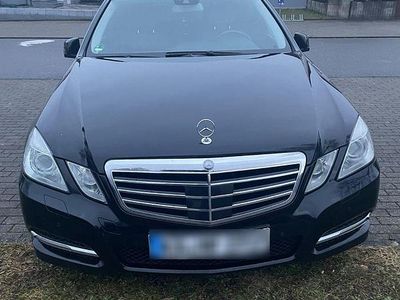 Gebraucht Mercedes E350 Avantgarde 265 PS (194 kW) 2012 Kombi