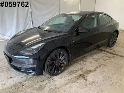 Gebraucht Tesla Model 3 Performance 461 kW (627 PS) 2021 Black / solid black (metallic) Limousine