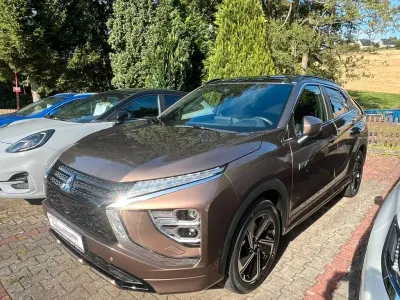 Gebraucht Mitsubishi Eclipse Cross Top 98 PS (72 kW) 2021 Braun SUV
