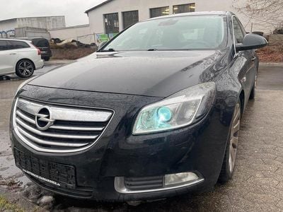 Gebraucht Opel Insignia 220 PS (161 kW) 2010 Grau Limousine