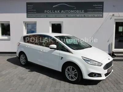 Gebraucht Ford S-MAX Titanium 211 PS (155 kW) 2017 Weiß Van / Kleinbus