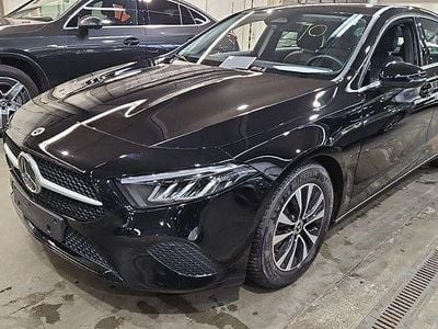 Usata Mercedes A180 116 CV (85 kW) 2025 Nero Berlina