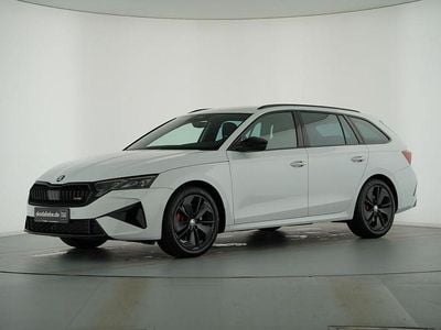 Moon white Gebraucht 2024 Skoda Octavia RS Kombi | 35.889 € (Guter Preis)