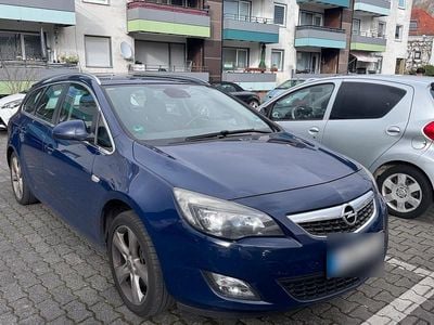 Gebraucht Opel Astra 125 PS (91 kW) 2011 Blau Kombi