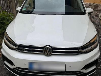 Gebraucht VW Touran R-line 150 PS (110 kW) 2020 Weiß Van / Kleinbus