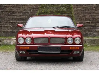 Gebraucht Jaguar XJR 320 PS (235 kW) 1997 Rot Limousine