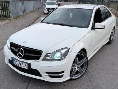 Weiß Gebraucht 2012 Mercedes C220 AMG Limousine | 8.999 € (Teuer)