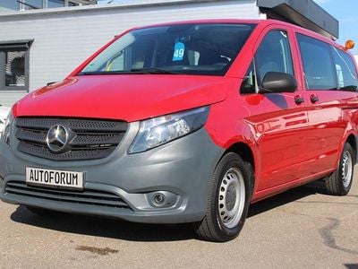 Gebraucht Mercedes Vito 114 PS (83 kW) 2016 Rot Van