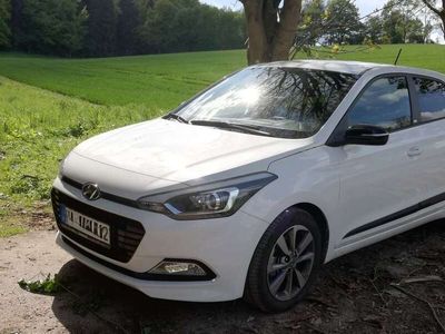 gebraucht Hyundai i20 blue 1.0 T-GDI Passion Plus