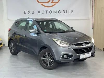 Gebraucht Hyundai ix35 Trend 166 PS (122 kW) 2015 Grau SUV