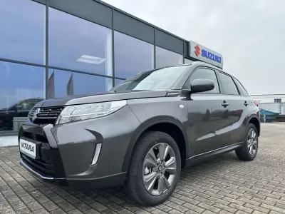 Neu Suzuki Vitara Comfort 110 PS (80 kW) 2026 Titan dark gray pearl metallic SUV
