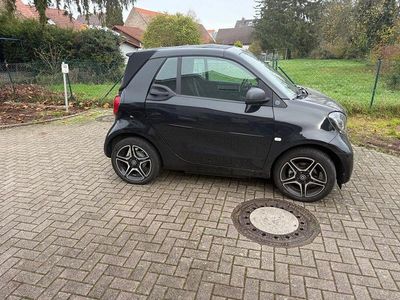 Schwarz Gebraucht 2021 Smart ForTwo Electric Drive Cabrio | 10.299 € (Guter Preis)
